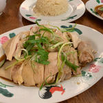 白鶏 Steamed chicken (威南記海南鶏飯 United square)