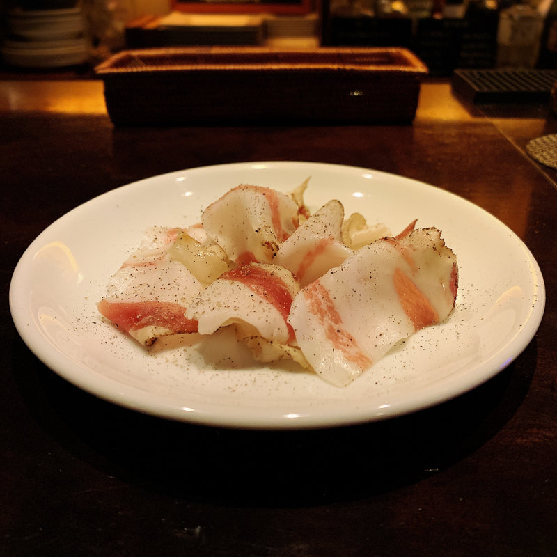 豚ホホ肉の生サラミ(OLLO)