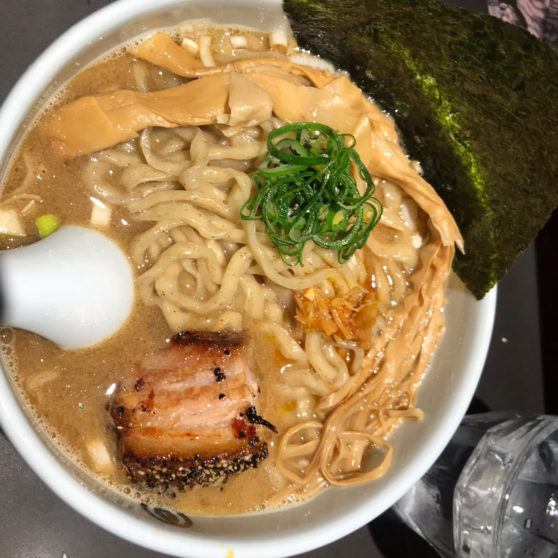 濃厚角煮ら〜麺(六本木 麺屋武蔵 虎嘯)