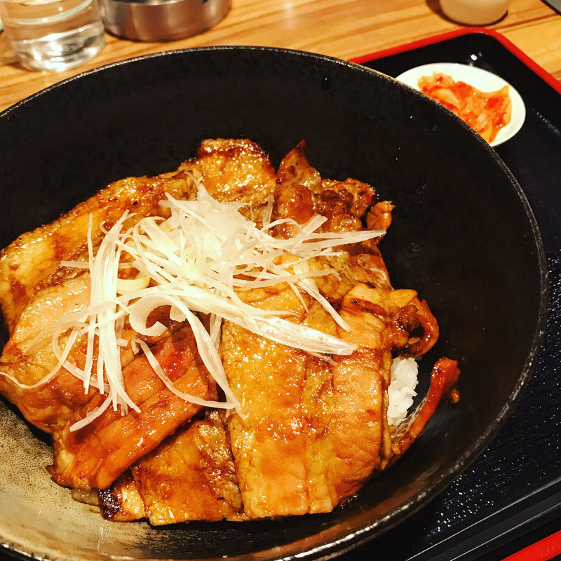 豚丼（大）(帯広炭火焼豚丼 豚吉)