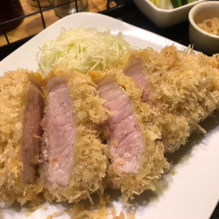  霧降高原豚上ロースかつ(170g)定食(成蔵 （ナリクラ）)