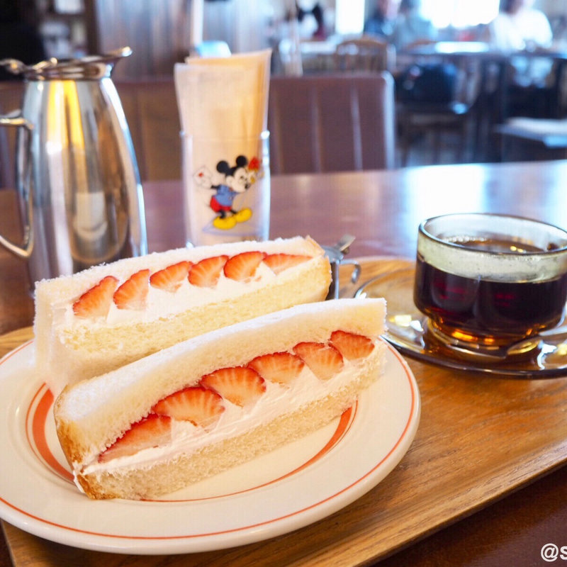 いちごサンド(サニー ルート コーヒー （SUNNY ROOT COFFEE）)