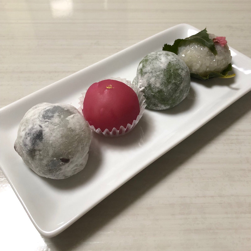 フランボワーズ大福(餅匠 しづく 新町店)