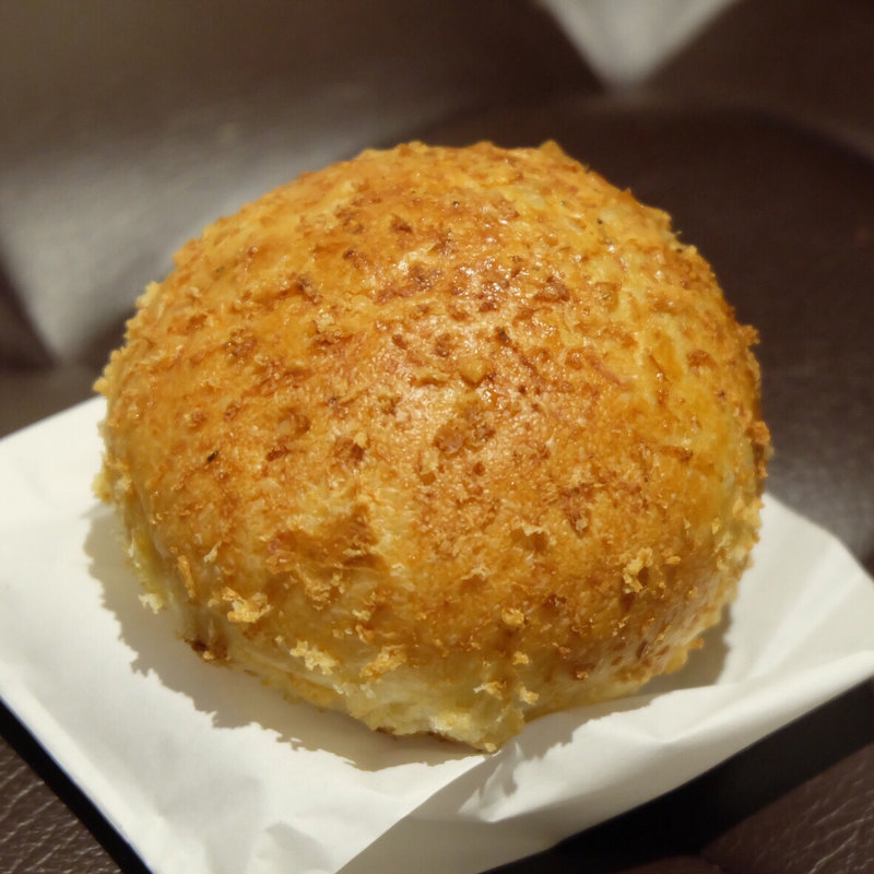 飛騨牛カレーパン(トラン・ブルー )