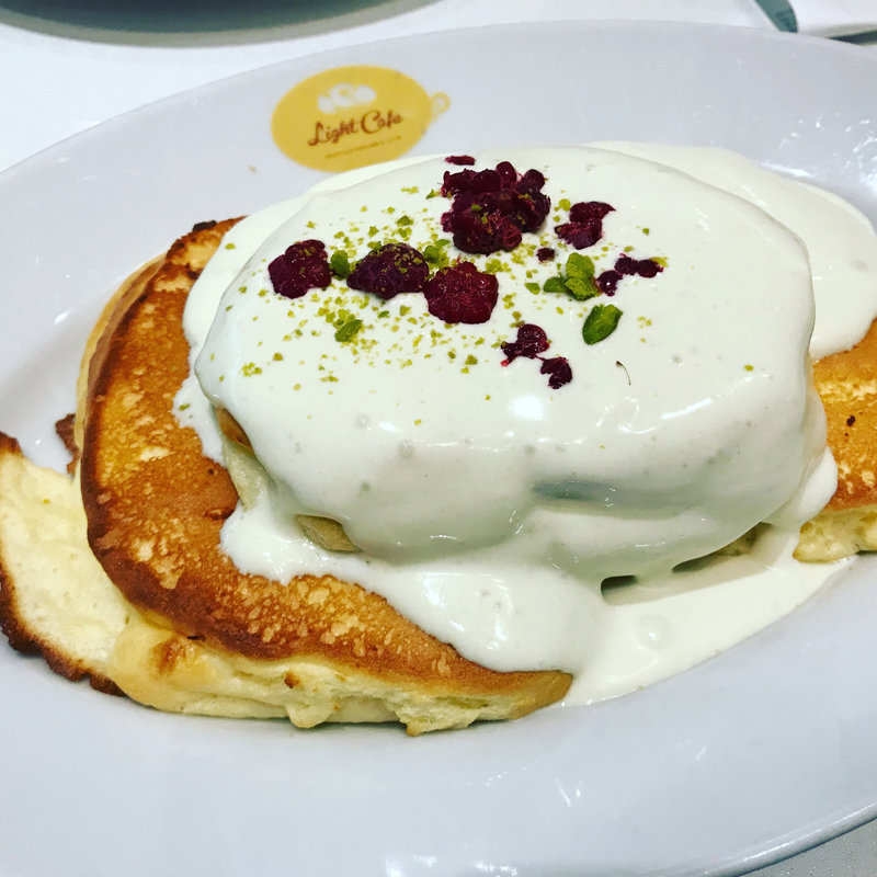 ピスタチオクリームのパンケーキ(ライトカフェ （Light Cafe）)