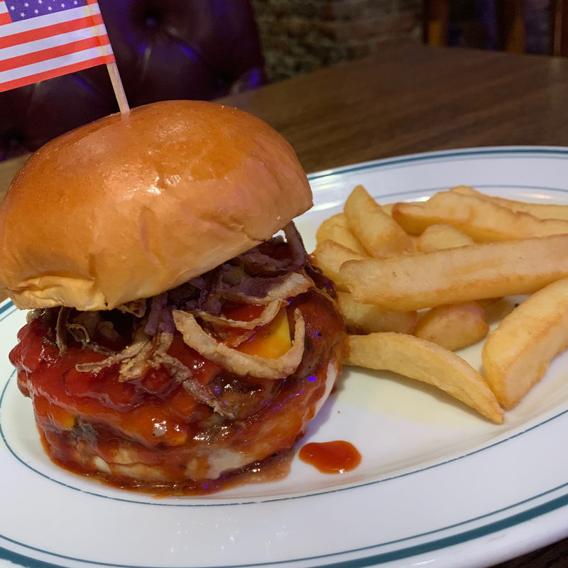 テキサスB.B.Q.チーズバーガー(アメリカンハウス 原宿店)