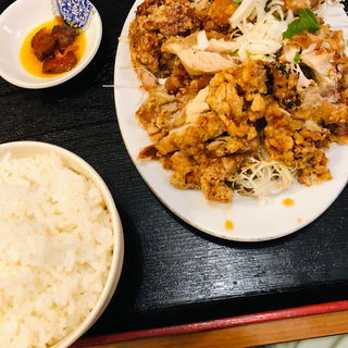油淋鶏定食(台湾料理 スタミナ食堂)