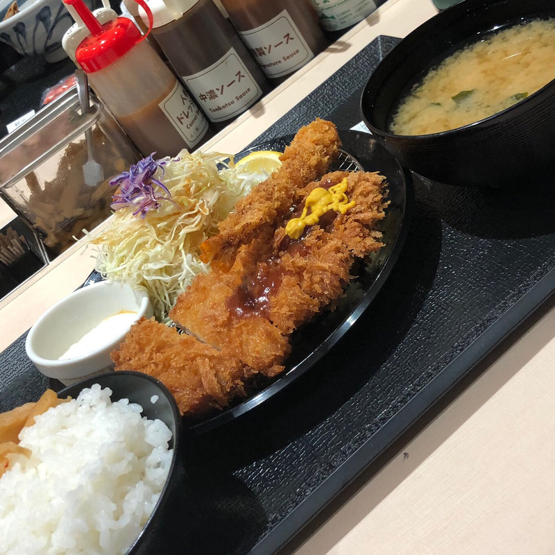 ロースカツ エビフライ定食(松のや 春日店)
