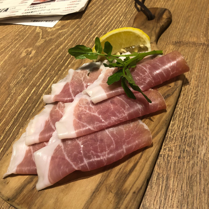 生ハム(神田の肉バル ランプキャップ 赤羽店)