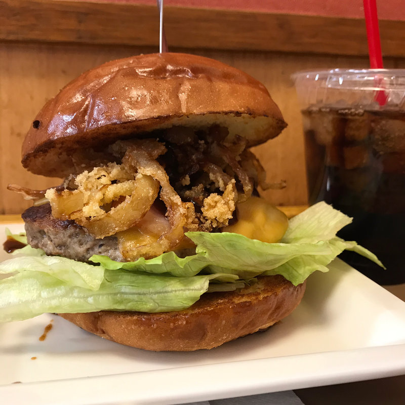 ザ★バーボン BBQチーズバーガー(Becker's 飯田橋東口店 （ベッカーズ）)