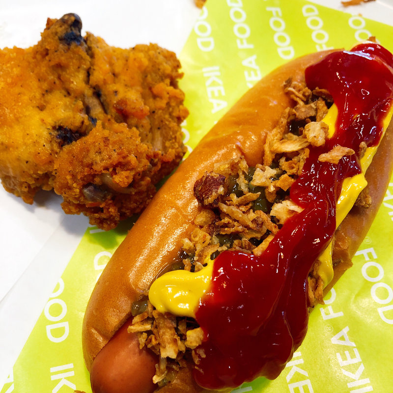 チリドックとフライドチキンセット(IKEA ビストロ 鶴浜 （イケアビストロ）)