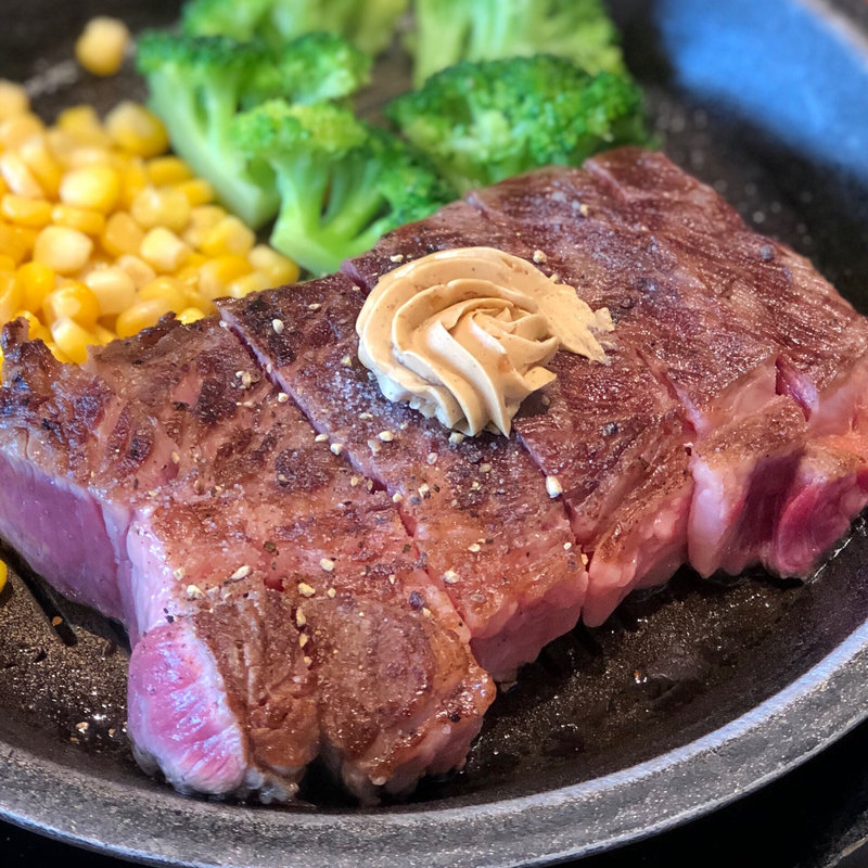 ワイルドステーキ 300g(いきなりステーキ 川中島店)