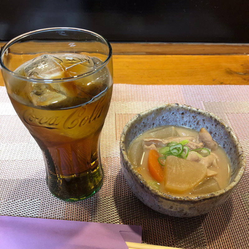 お通しとウーロン茶(高砂屋 )