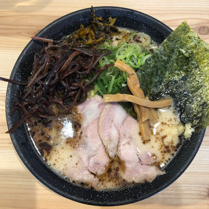 黒とんこつ(熟成豚骨ラーメン専門 一番軒 今池FC店)