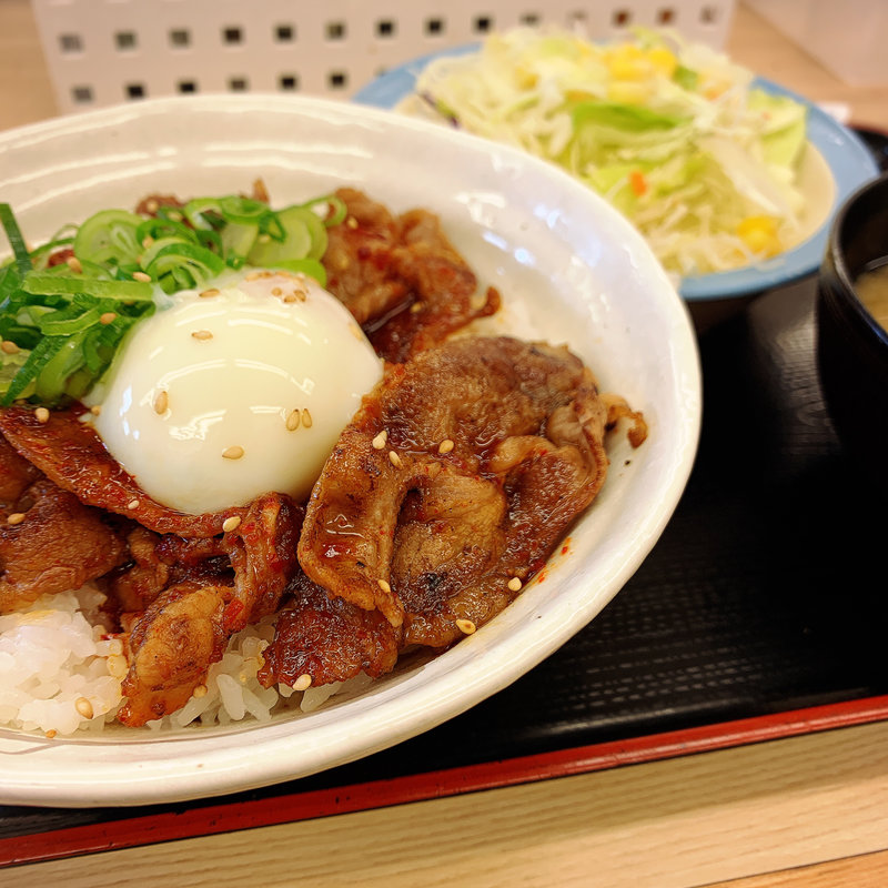 焼き牛めしサラダセット(松屋 中目黒店 )