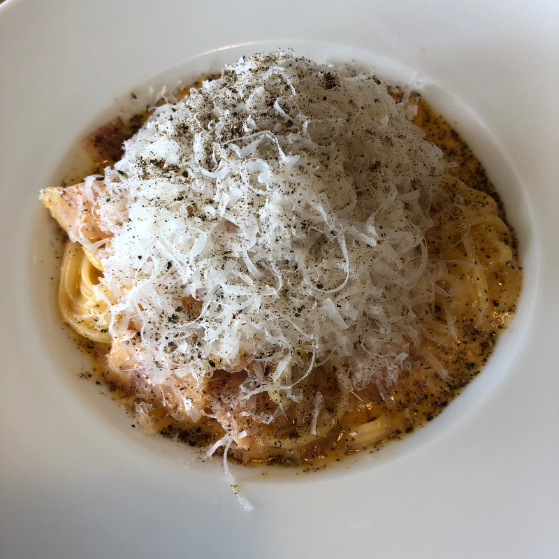 カルボナーラ(サルティンボッカ （TRATTORIA SALTIMBOCCA）)