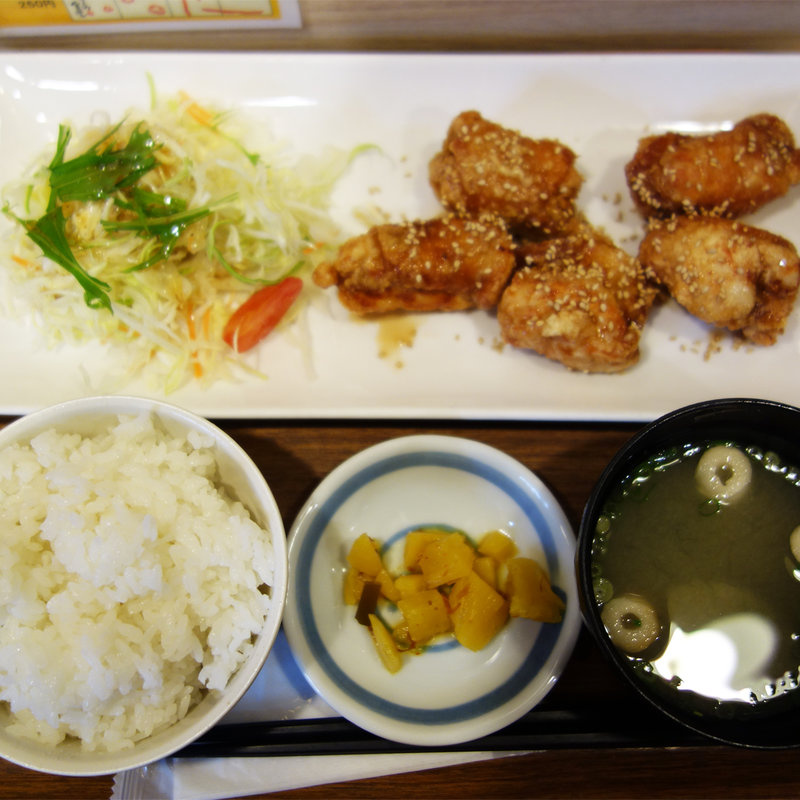 みつせ鶏 どぶ漬けからあげ定食(みよしの食堂)