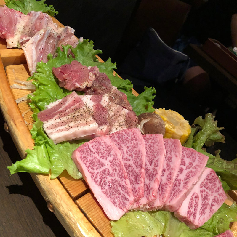 (焼肉工房 牛の恵)