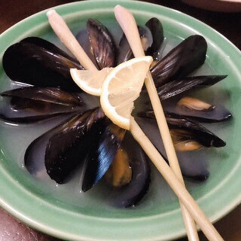 ムール貝のレモングラス蒸し(ベトナムダイニングMAGARI)