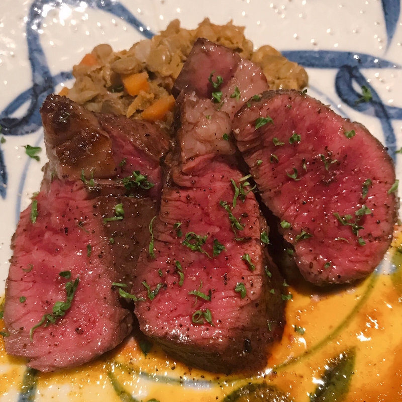 牛ハラミの炭火焼き(辛民)