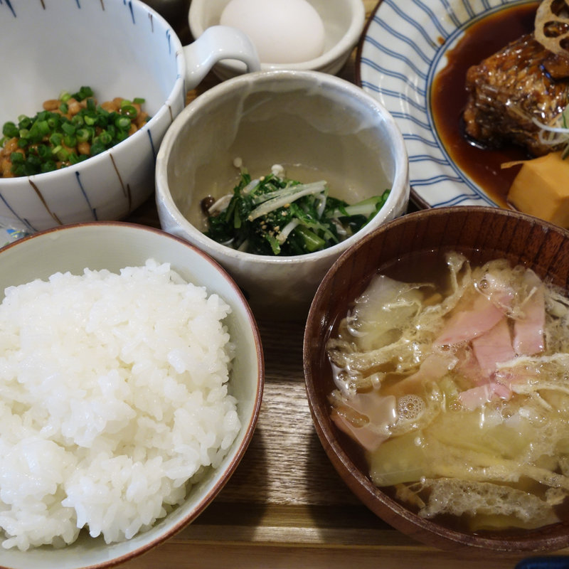 Bセット(食堂煮魚少年)