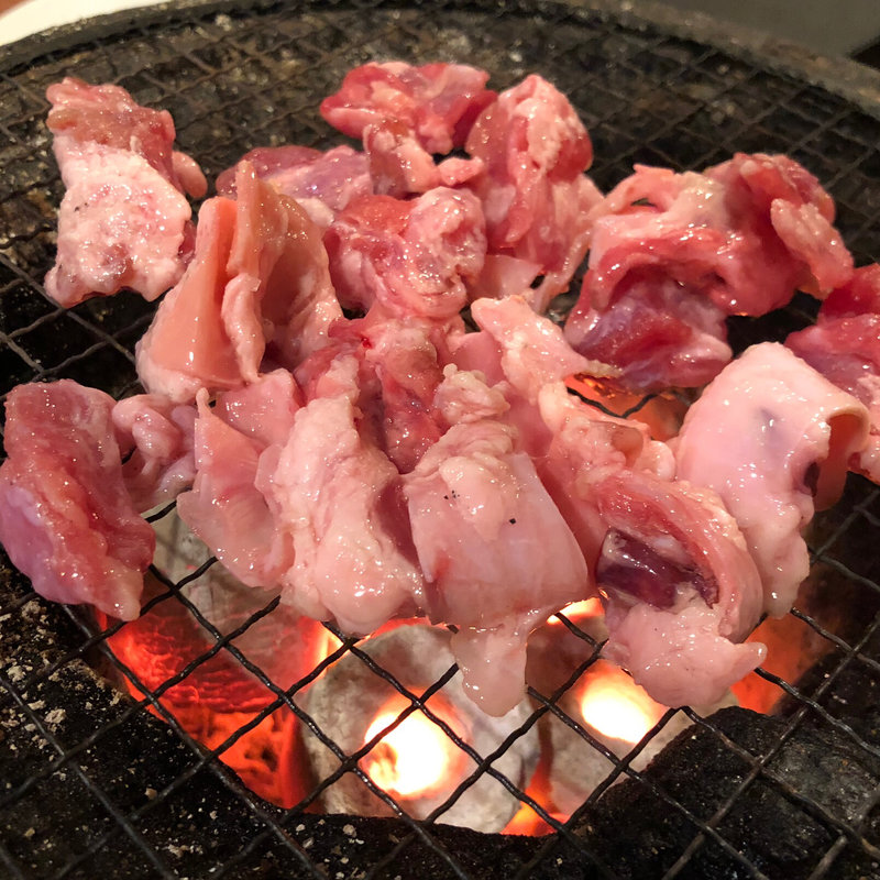 軟骨塩焼（豚のノドの部分 つまみに最高）(黒牛 )