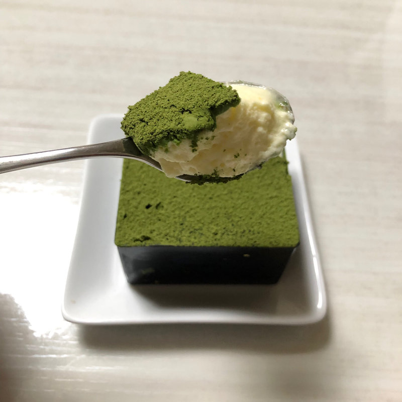特選宇治抹茶ティラミス(ケーキハウス ショウタニ 武庫之荘本店)
