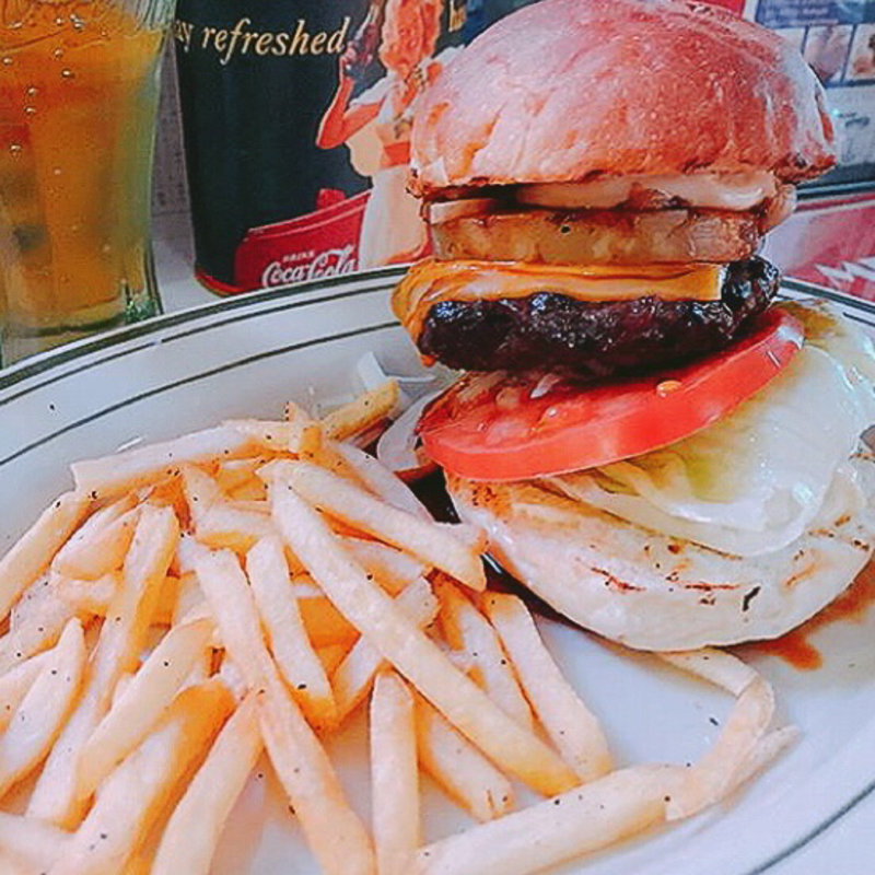 ハワイアンバーガー(PENNY'S DINER)