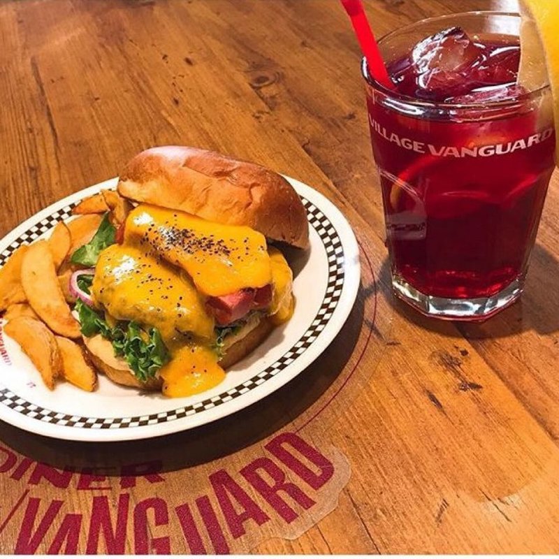 ペッパー&チェダーメルトバーガー(ヴィレッジヴァンガードダイナーイオンモールレイクタウン店)