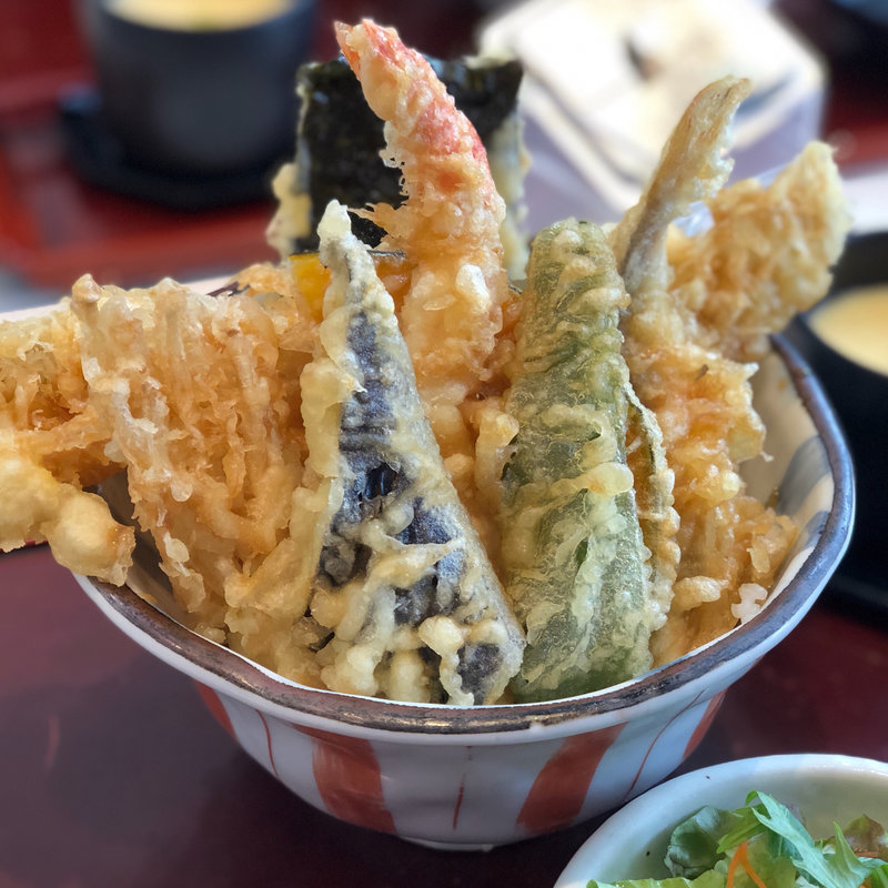ランチ天丼 エビ天追加(海鮮蔵 魚魚魚)