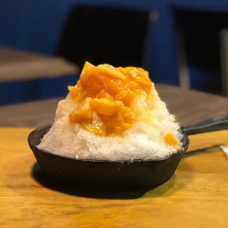 愛媛県産清見の白ワイン煮シロップかき氷(BABI CHAN CAFE)