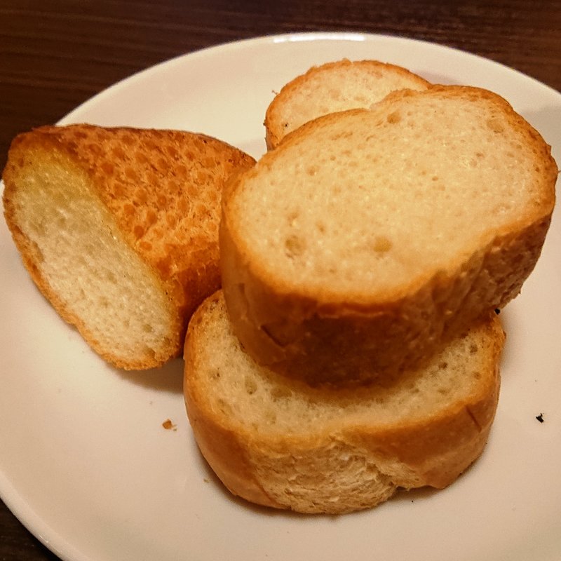 お通し（バケット）(個室肉バル ジャンラフィット 蒲田西口店)