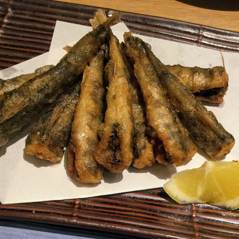 メヒカリの唐揚げ(蒲郡桔梗屋)