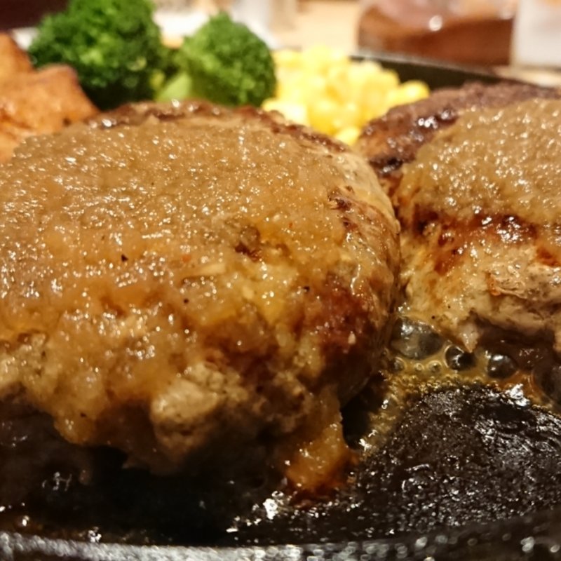 爆弾ハンバーグキングサイズ フライングガーデン 柏の葉店 の口コミ一覧 おいしい一皿が集まるグルメコミュニティサービス Sarah