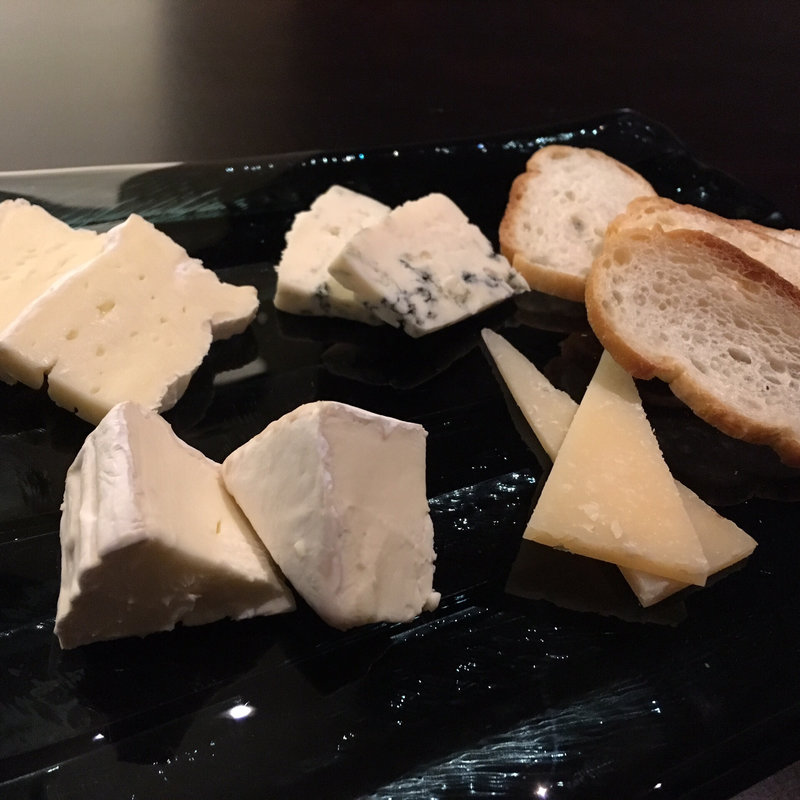 チーズ盛り合わせ(ケンゾーエステイトワイナリー銀座)
