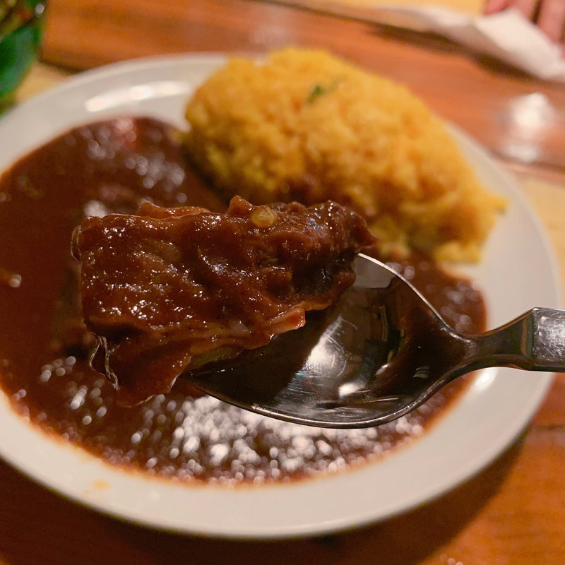 牛バラのカレー(カエルストア )