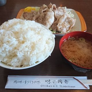ジャンボ塩焼肉定食(肉弁 )