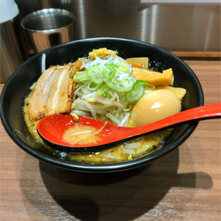 (東京スタイル鶏らーめん どみそ鶏)