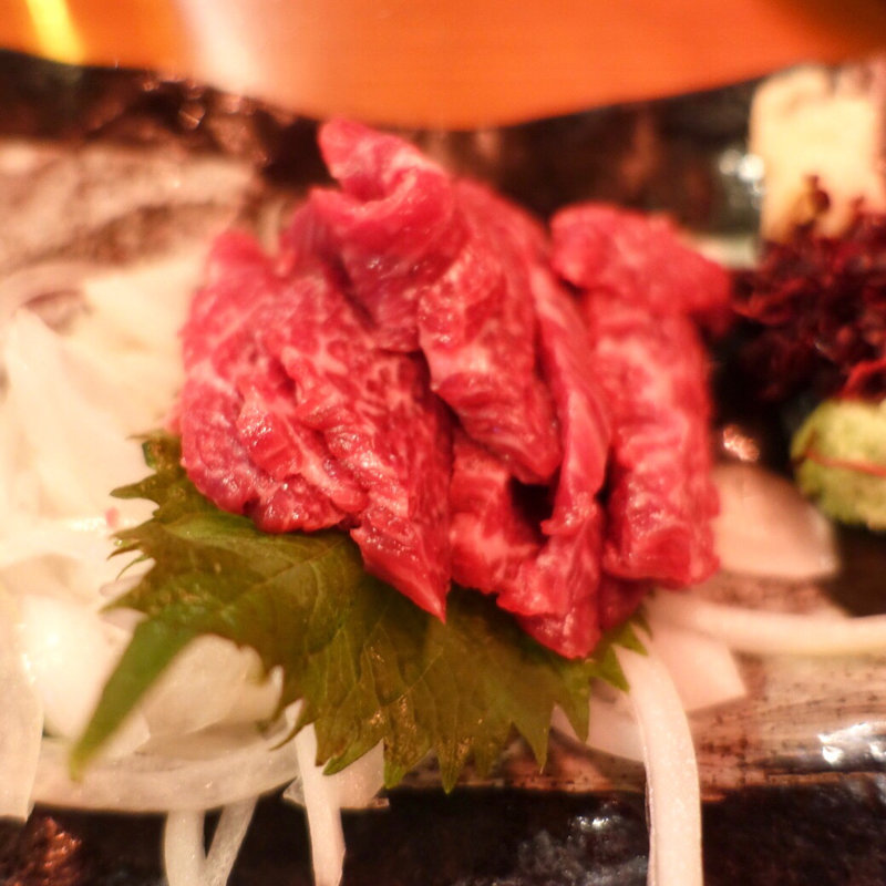 新鮮馬刺し(炭火焼 MARU )