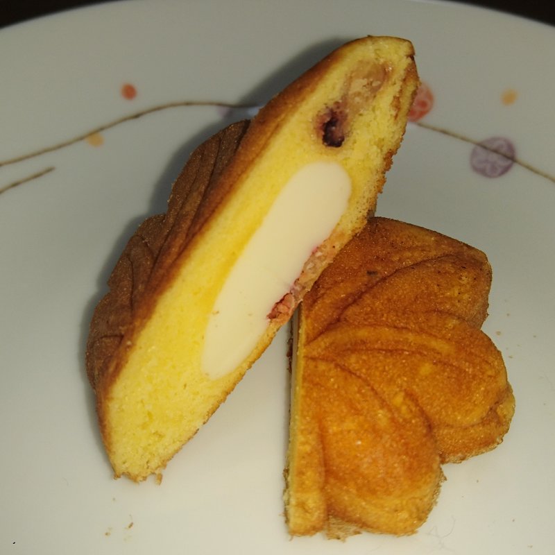 たこもみじ（たこ入りもみじ饅頭）(ゑびす家 )