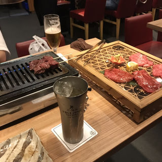 (焼肉 うしみつ一門 目黒店)