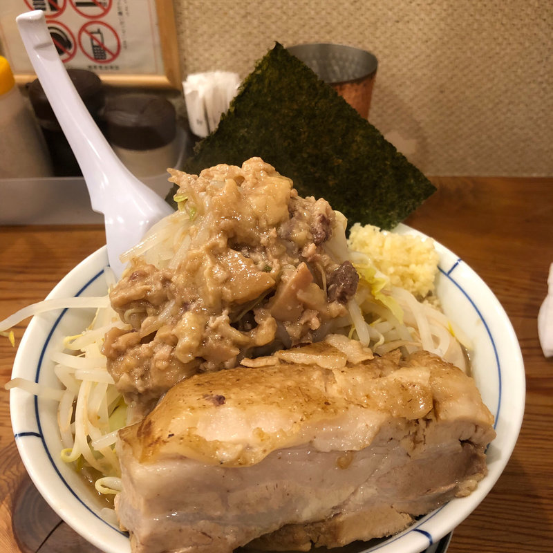山盛りラーメン(別邸三く 中華㐂蕎麦 萃)