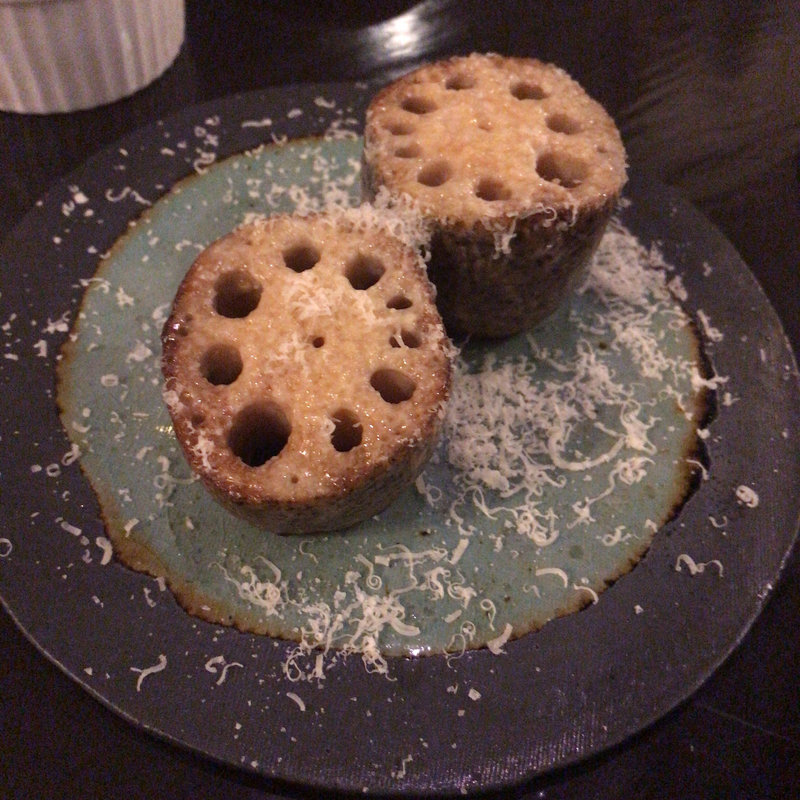 れんこんのパルメザンチーズ焼き(ワイン&ダイナー マッキア （Wine&Diner Macchia）)