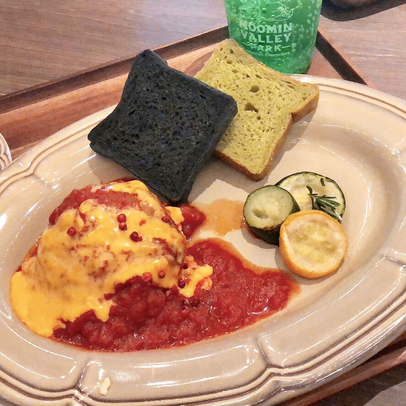 彗星ハンバーグ(ムーミン谷の食堂 （MOOMIN VALLEY PARK）)