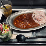 J.S.AMERICAN BEEF CURRY