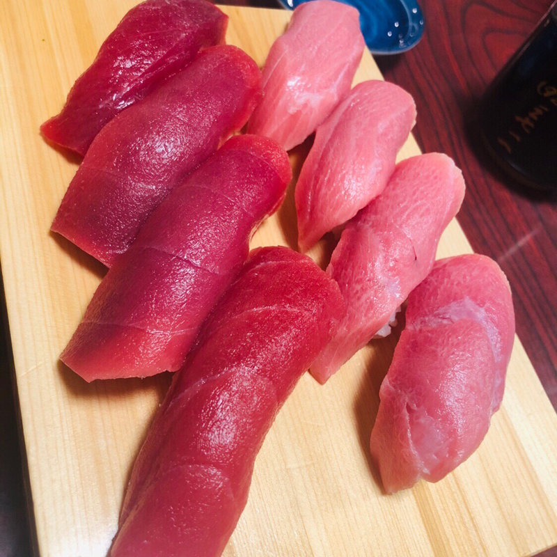 まぐろ、トロ(寿司友)