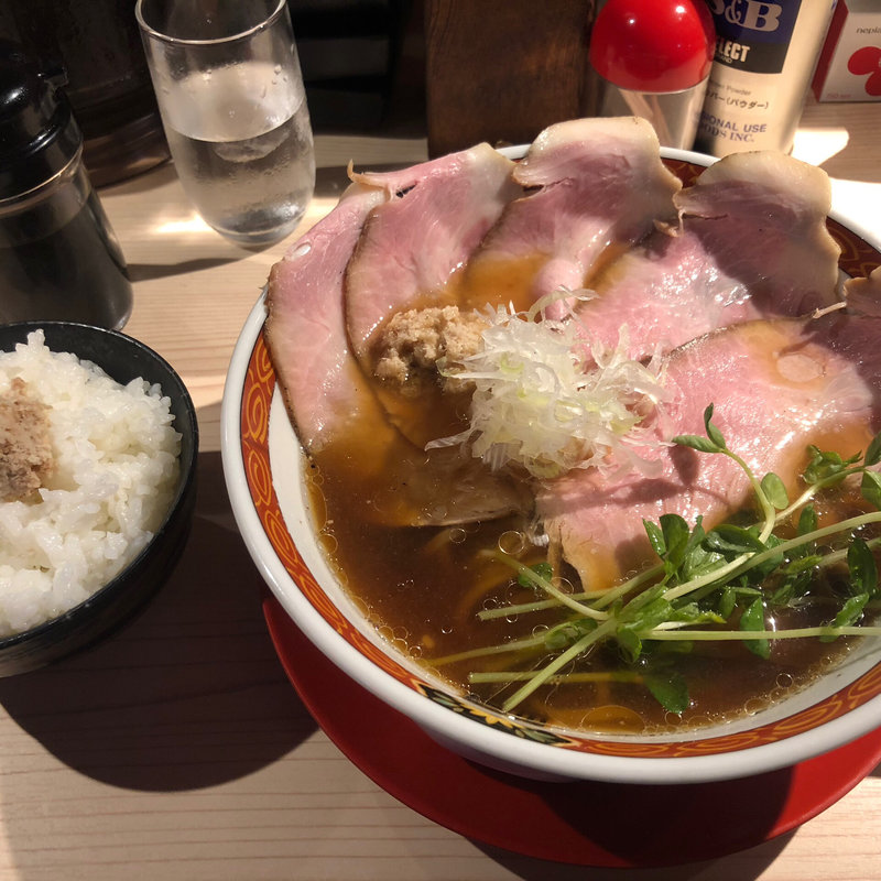 淡麗肉中華そば(YAMACHAN)