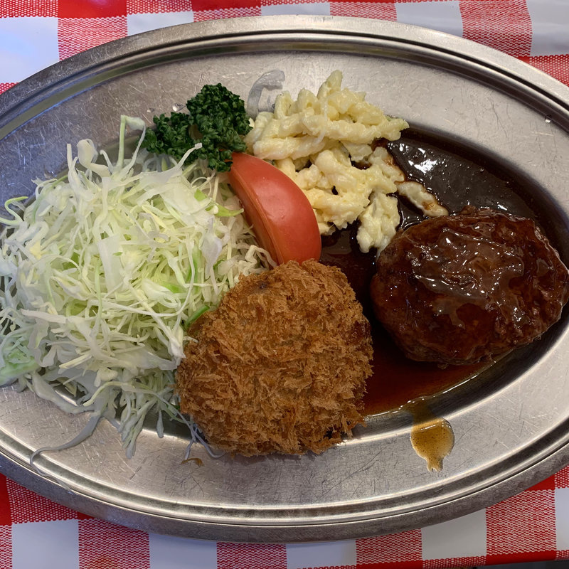 ハンバーグ&メンチカツ(洋食 大吉)