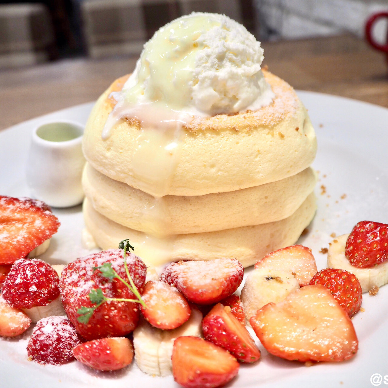 パンケーキ様118専用 エッグスンシングス 15段パンケーキタワー期間限定登場♪Eggs 'n