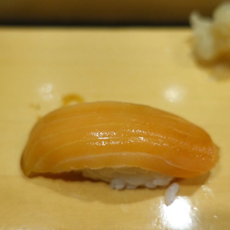 姫鱒(すし屋 高大)